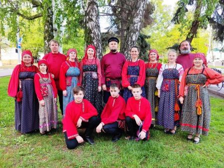 Фольклорный ансамбль &amp;quot;Забавушка&amp;quot; на конкурсе хороводов и хороводных игр в г. Ульяновске.